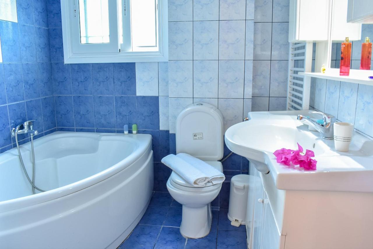 Vicky'S Village Private House Fiolítis Екстериор снимка